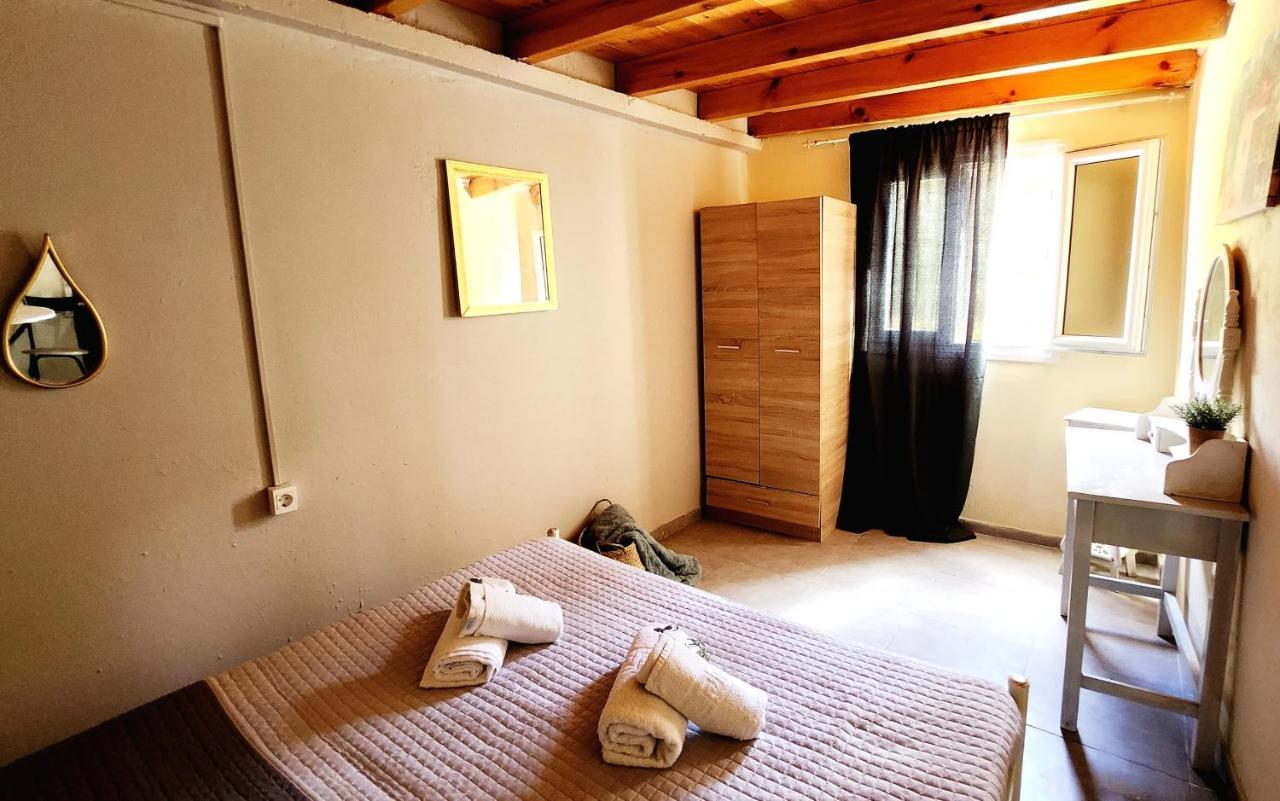 Savvas Apartments Dassiá Eksteriør bilde
